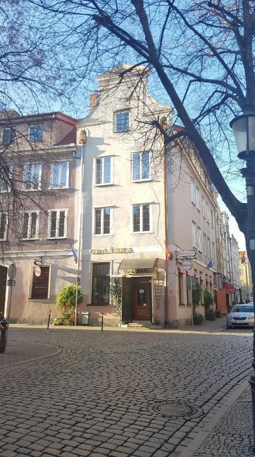 Апартаменты Apartament / Old Town - Sw.Ducha Гданьск Экстерьер фото