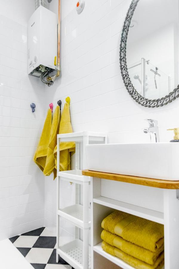 Апартаменты Apartament / Old Town - Sw.Ducha Гданьск Экстерьер фото